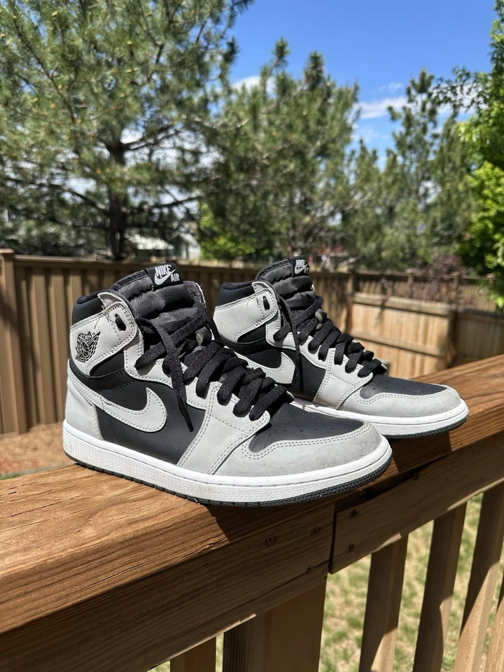 Tênis Nike Air Jordan 1 retrô High Shadow 2.0 tamanho 10 - Imagem 2 de 4