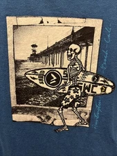 KIDS T-SHIRT SURFING SURF BOARD M 8/10 Shawn Whiter SKELETON Comfortable NEW