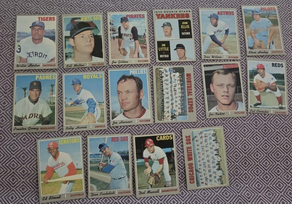 Lote de (130) tarjetas de béisbol Topps 1970 diferentes con estrellas y 11 super tarjetas.  Foto 4 de 4