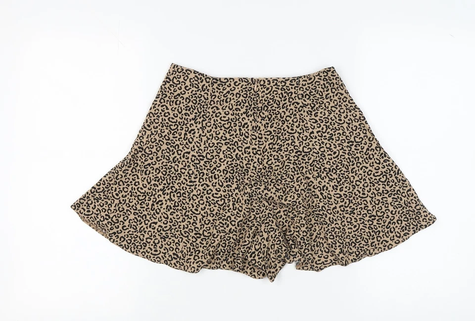 New Look Women's Beige Animal Print Culotte Shorts Size 8 - Image 2 of 4