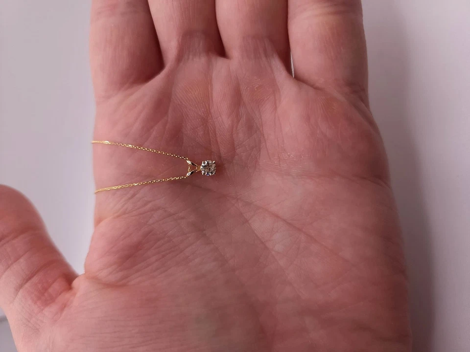 Ciondolo da donna in argento sterling 925 con pietra creata in laboratorio... - Immagine 2 di 4