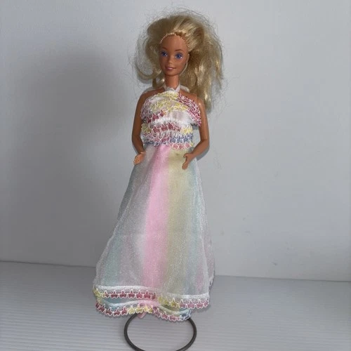 Barbie Twist N Turn Vintage 1980’s Blonde Doll w/Clothing TNT Mattel Philippines