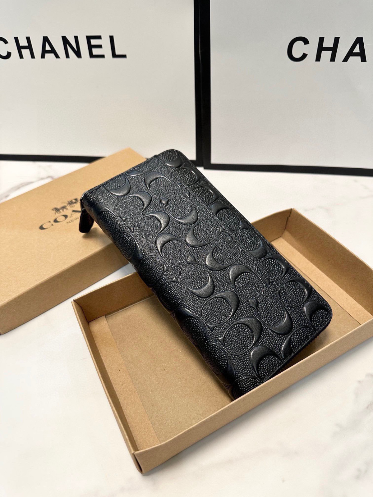 NEW  Coach Embossed Signature Black Leather Long Accordion Zip Wallet