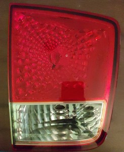 2009-2011 Kia Borrego Tail Light Lamp Left Driver Side Hatch Mounted