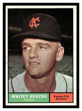1961 TOPPS WHITEY HERZOG #106 ATHLETICS HIGHER GRADE NO CREASES HOF MANAGER