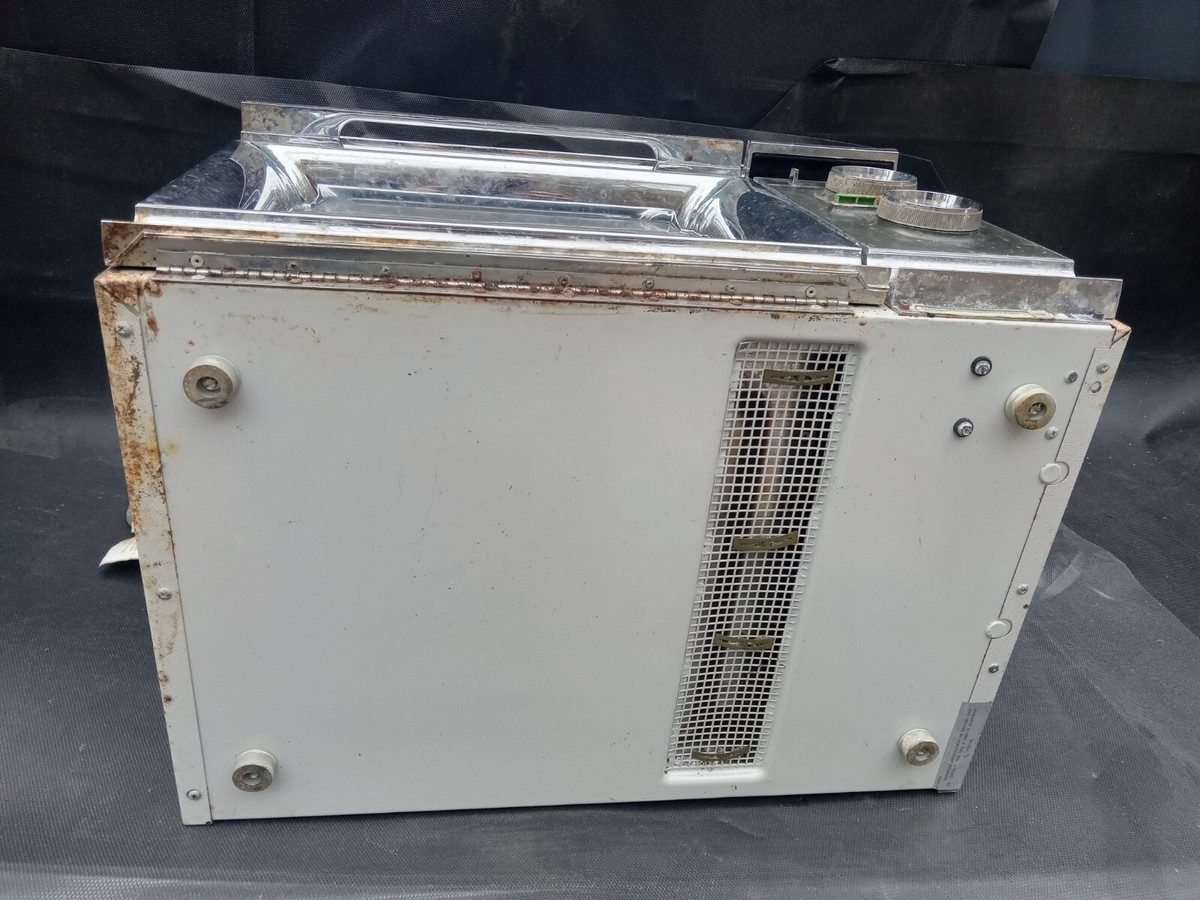 Four micro-ondes gril SHARP YC-MG01E-S - Micro-ondes grill