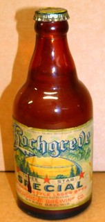 1930s HOCHGREVE SPECIAL BEER 12oz. IRTP STEINIE Bottle w/ Cap GREEN BAY WI.