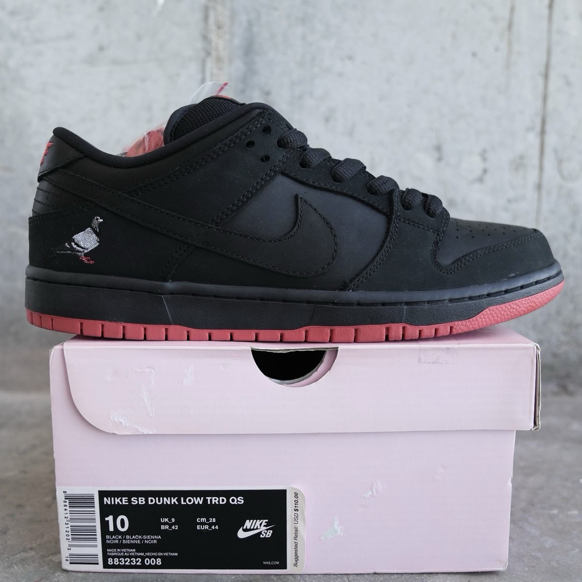 Size 10 - SIGNED BOX Jeff Staple x Nike Dunk Low Pro SB