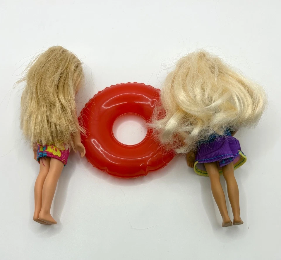 Barbie Little Sisters Lot Of 4 Dolls Going to Beach Skipper, Stacie, 2x Chelsea - Image 3 of 4