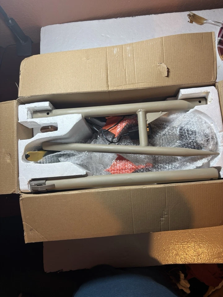 MOJO Outdoors Mallard Drake Spinning-Wing Decoy w/ Plug-in Remote #HW2533 - Image 2 of 4