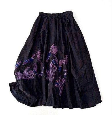MOYURU / JIU Jacquard langer Rock Blumenmuster Exc SENSO UNICO