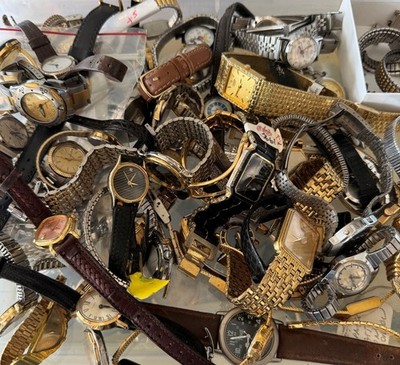 LOT of Quartz Watches - Seiko, Citizen, Caravelle, Certina, Helbros!  60+ pieces