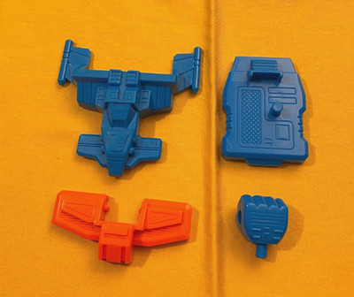 original G2 Transformers SUPERION PARTS LOT fist foot chest shield ++ FREE SHIP