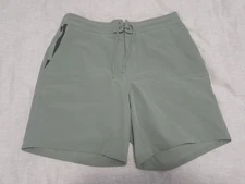NWOT Ten Thousand Foundation Shorts Men's Medium 7" Lined Sage Green Tag Removed