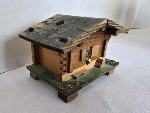 VINTAGE LADOR SWISS MUSIC Trinket Jewelry Box Cabin For Parts - Picture 2 of 9