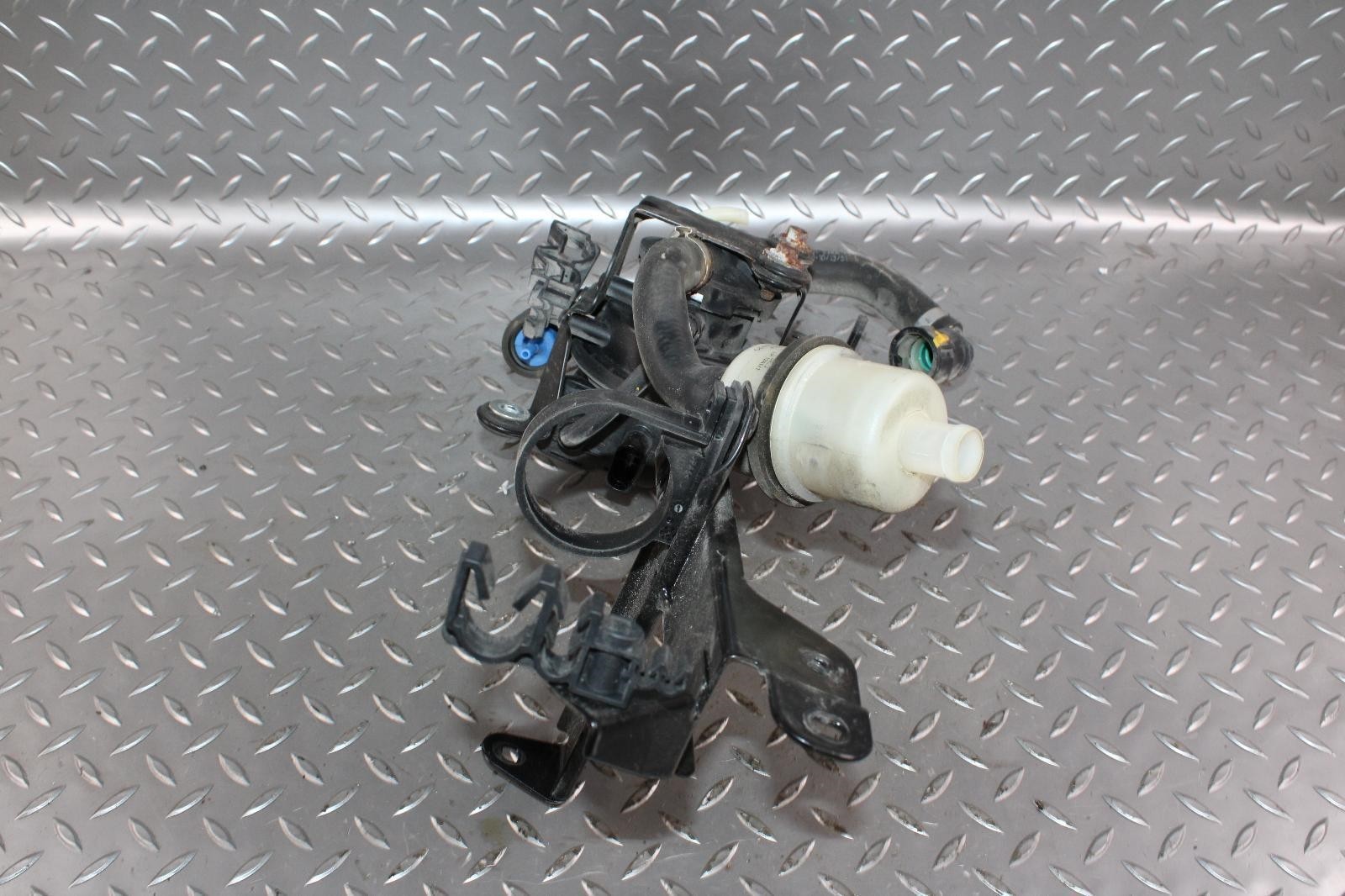 Bentley Flying Spur 2013-2018 Leak detection pump P/N 3W0906271