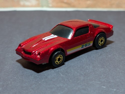Hot Wheels 1982 Z28 Camaro Metalflake Red Malaysia Mint GHO The Hot Ones