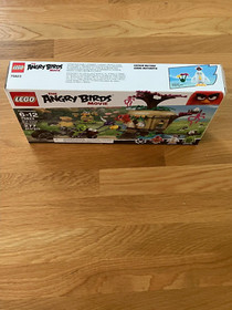 LEGO Angry Birds 75823 Bird Island Egg Heist (NEW/Sealed/Retired)