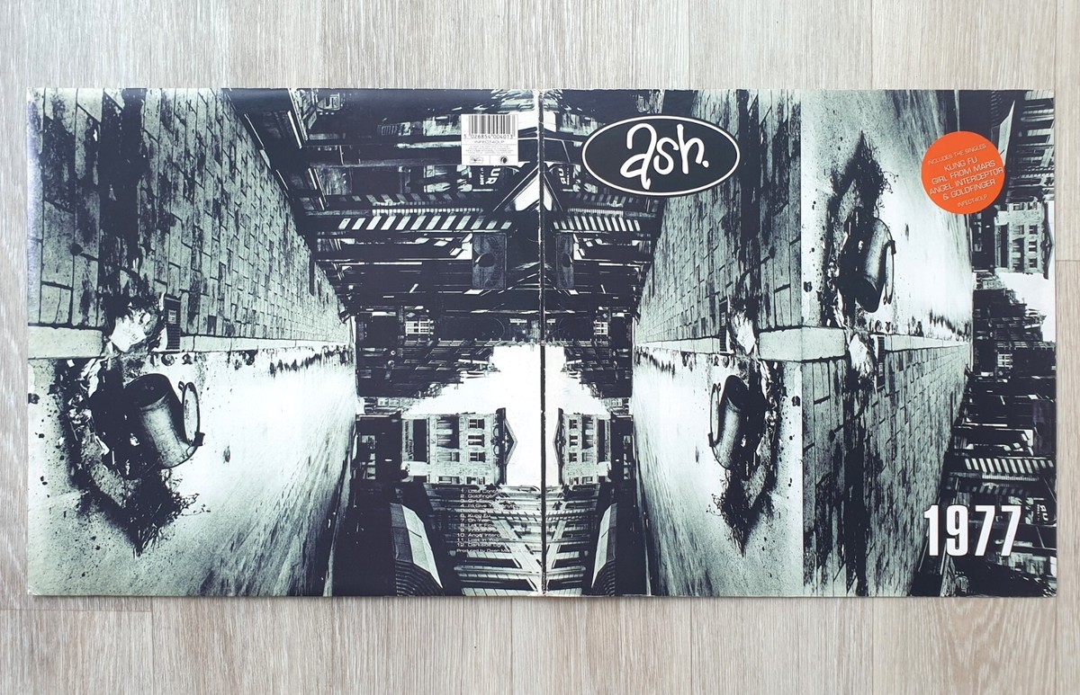 Ash 1977 LP 1996 Original UK 1st Pressing Infectious Records