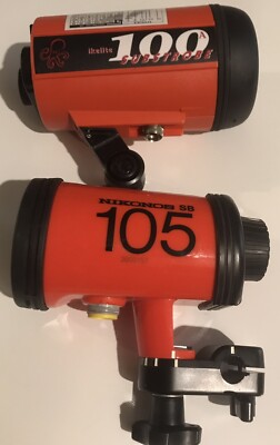 Lot Of Two Underwater Strob Lights  Nikonos Sb 105   Ikelite 100 Substrobe 