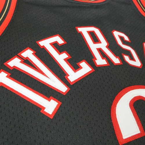 Allen Iverson signed M&N Authentic 1997-98 Philadelphia 76ers Black Jersey JSA - Picture 6 of 9