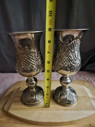 Goblet Pair For The Bold! Vintage, Made In India. Believe Hand Tooled. Artwork!! - Picture 15 of 16
