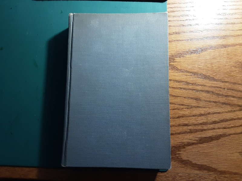 Twenty-Five Centuries of Sea Warfare by Jacques Mordal Hardcover