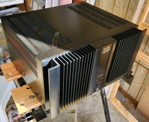 ROTEL RMB-1095 Power Amplifier 5 channel x 200w