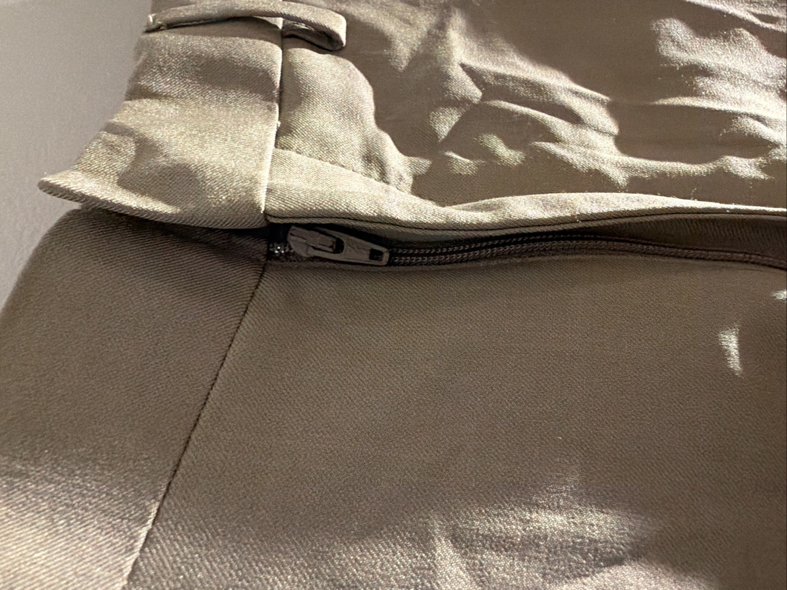 Haggar Men's 32 x 32 Tan Flat Front Premium Stretch Dress Pants Slacks image 4
