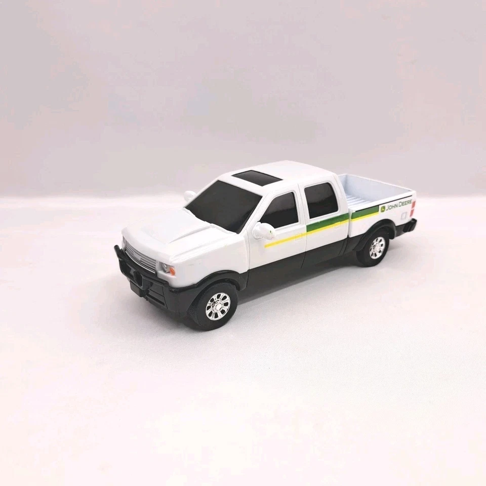 Ertl Diecast John Deere White Pickup Truck 8” Length - Image 2 of 4