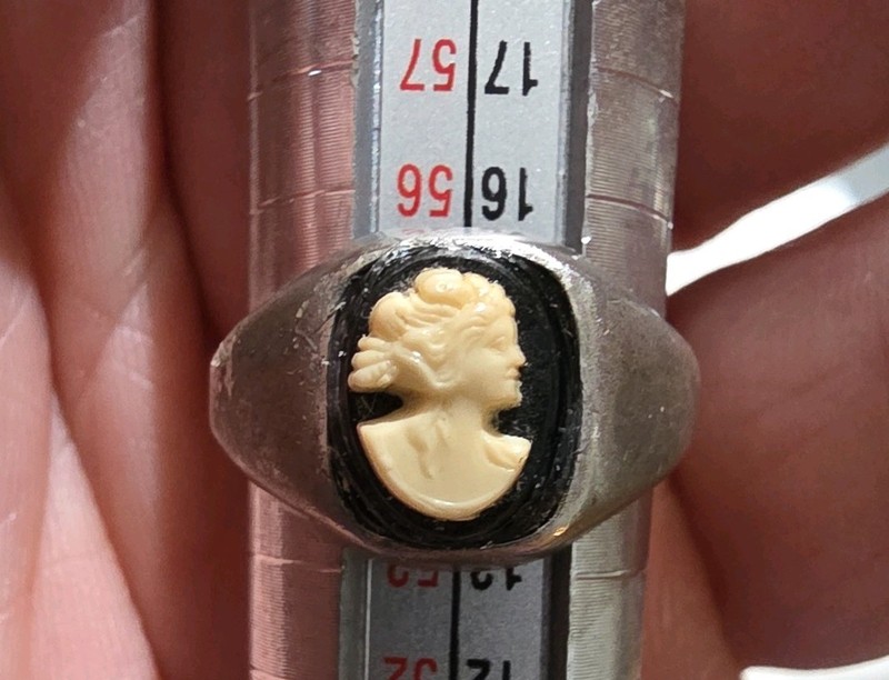 Vintage Sterling Silver Cameo Ring  Stamped Ster Size 7