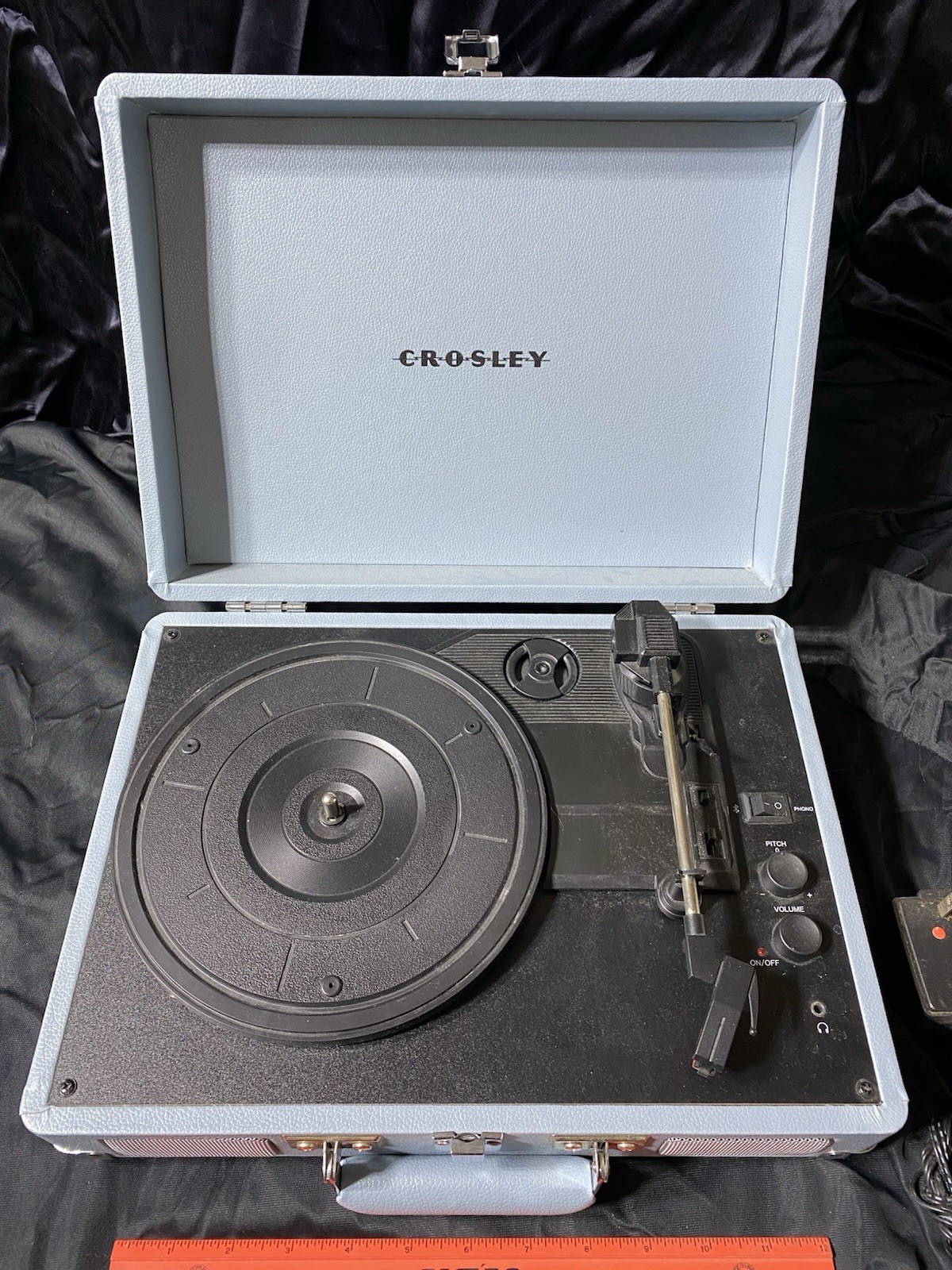 Crosley Cruiser Deluxe Stereo Turntable CR8005D-TN Portable Record Player