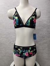 Nwt Cupshe Women's Bikini Set Size Medium V- Front Top With Flowers