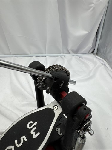 DW 5000 Series Accelerator Dual Chain Drive Bass Drum Pedal. s1 - Picture 6 of 11
