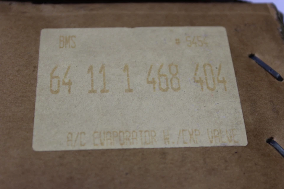 A/C evaporator for BMW E34 E32 525i 530i 535i 850CSi - Image 2 of 3