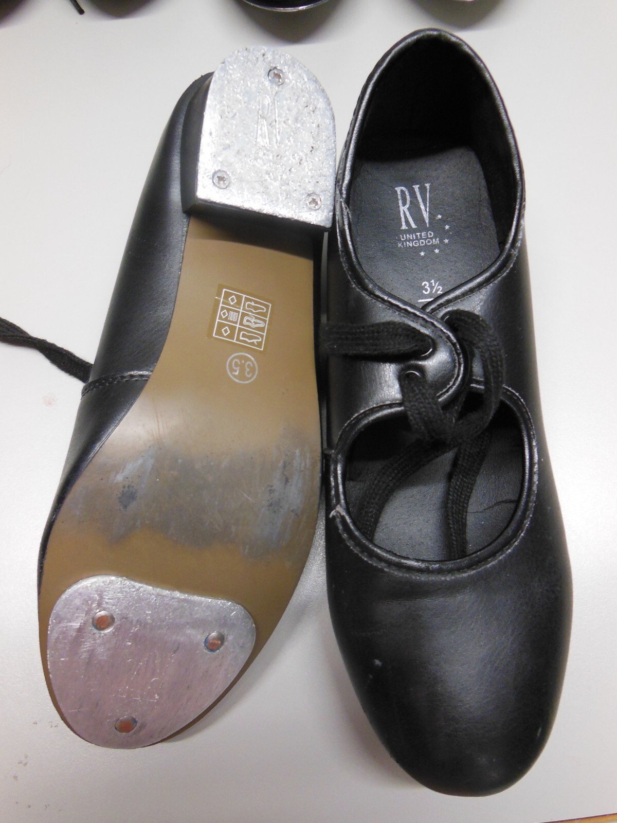TAP DANCING SHOE BUNDLE x5 sizes J12A6 inc R.V. FIRSST POSITION