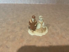 Vintage Byron Molds - 1979 - Strolling Couple -Colors: Brown White Beige