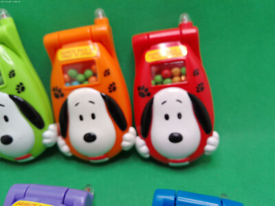 Snoopy Peanuts lot 7 Galerie candy cell phone toy 2009 issued many