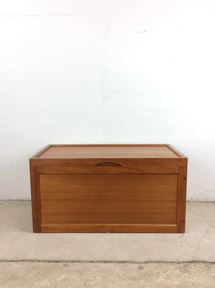 Manta de teca estilo moderno danés Foto 2 de 4