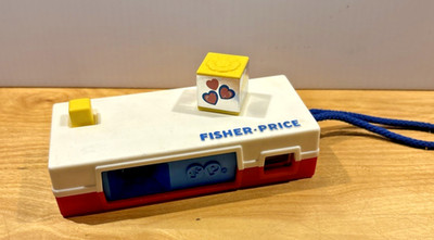 Vintage 1974 Fisher Price POCKET CAMERA #464 Still Works!