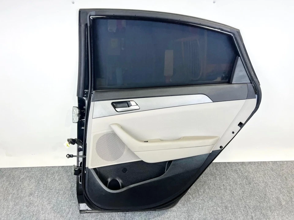 15-19 HYUNDAI SONATA SE TRASERO DERECHO LADO PASAJERO PUERTA CARCASA PANEL OEM Foto 2 de 3