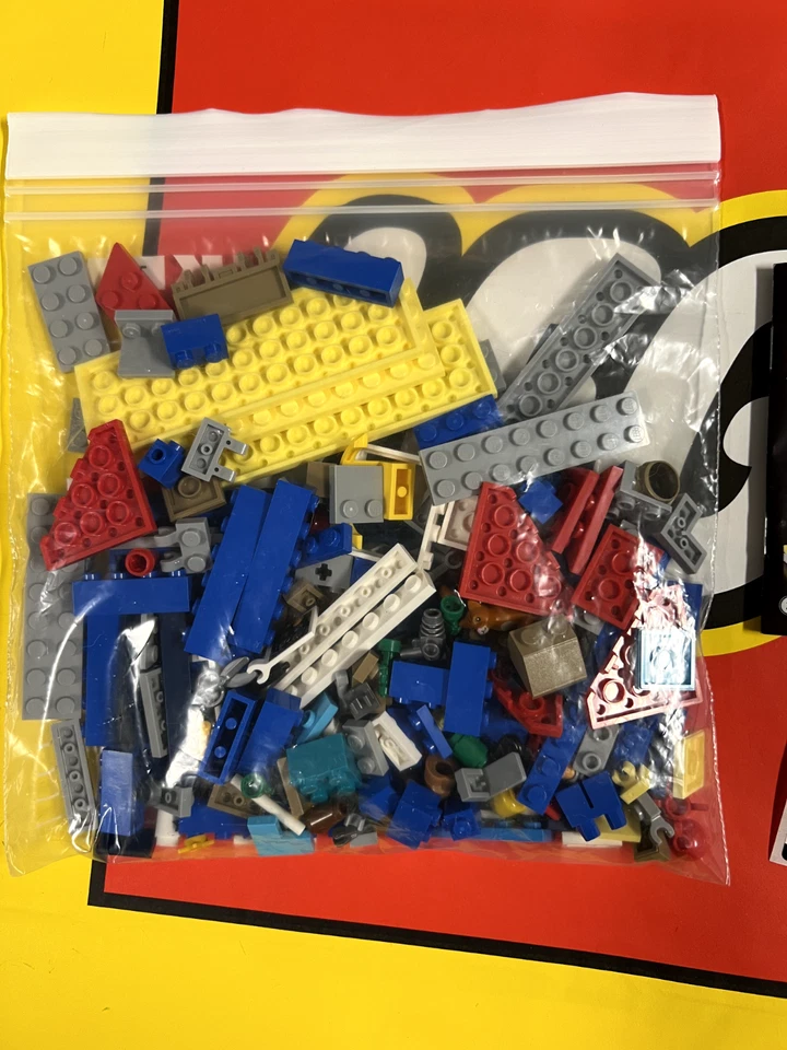 LEGO Ideas 40533 Cosmic Cardboard Adventures
