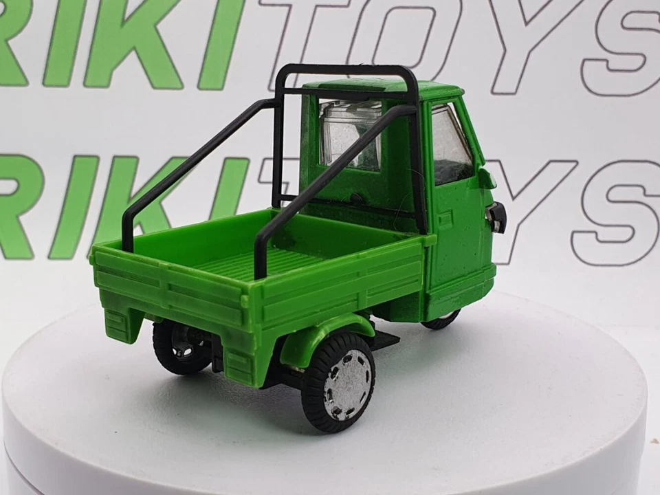 Piaggio Ape Cross 1/32 Verde 2000 - Immagine 3 di 4