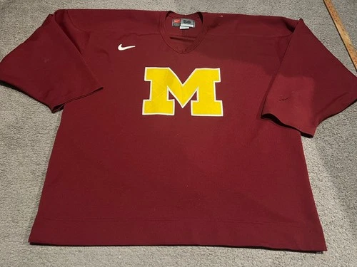 GAME WORN NIKE  MICHIGAN WOLVERINES HOCKEY ( PRACTICE )  JERSEY XL(56)