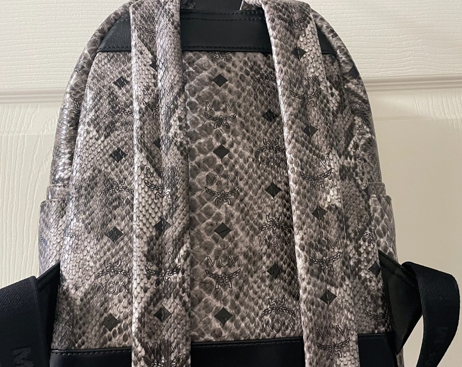 MCM GRAY PYTHON SNAKE BLACK DIAMOND PRINT MONOGRA… - image 8