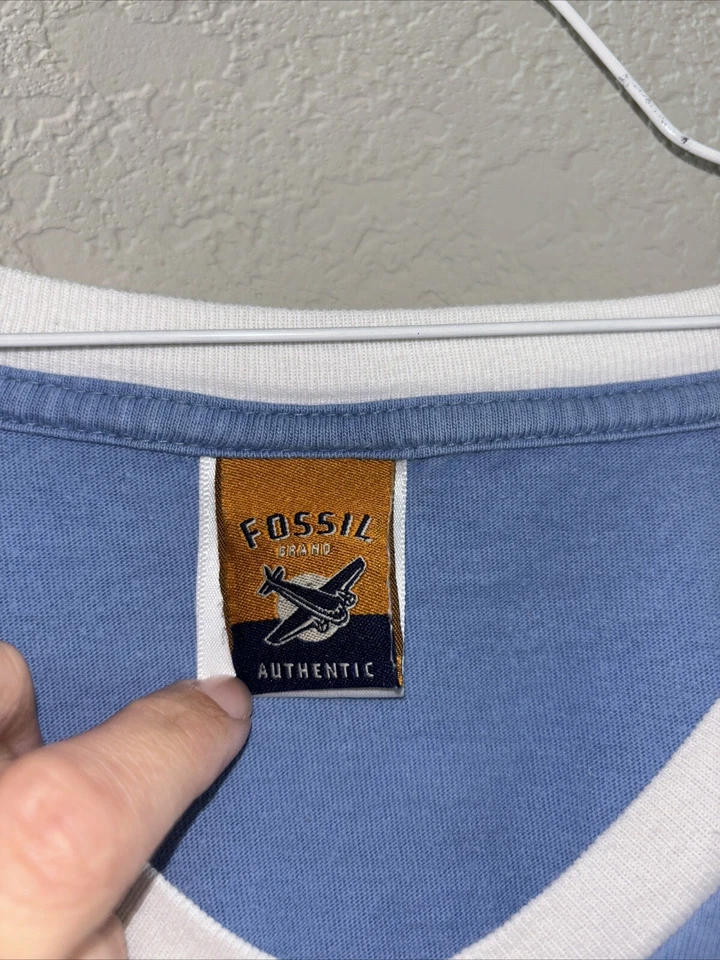 Camiseta Fossil Vintage Talla Grande Hecha en EE. UU. Estampado Gráfico Foto 3 de 4