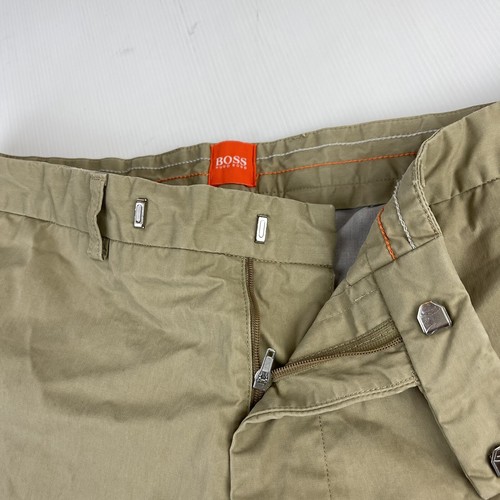 Hugo BOSS Men’s Chino Shorts DIX - Made In Italy - Size 48 - Taupe / Khaki - Foto 4 di 10
