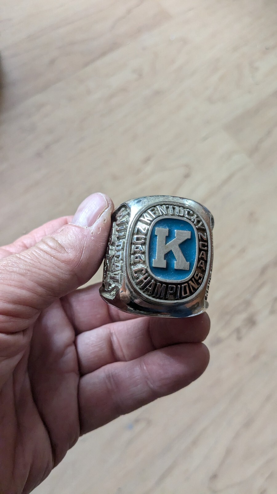 Picture 1 of 10