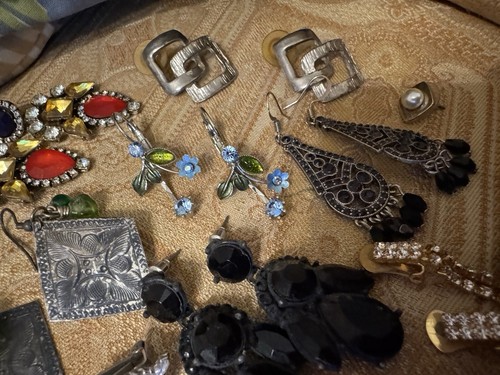 Job Lot Vintage/modern Jewellery Earrings Clip On And Normal 63 In Total - Picture 14 of 17