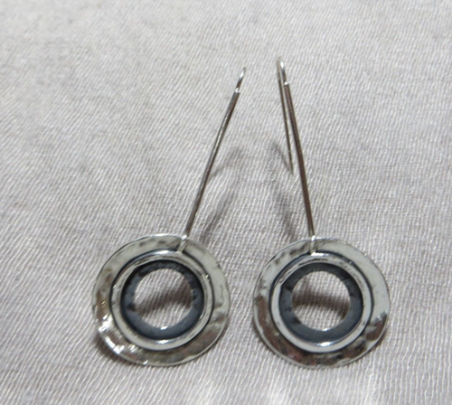 Silpada Sterling Silver Oxidized Hammered Cut Out Circle Threader Earrings W1654 - Picture 9 of 12